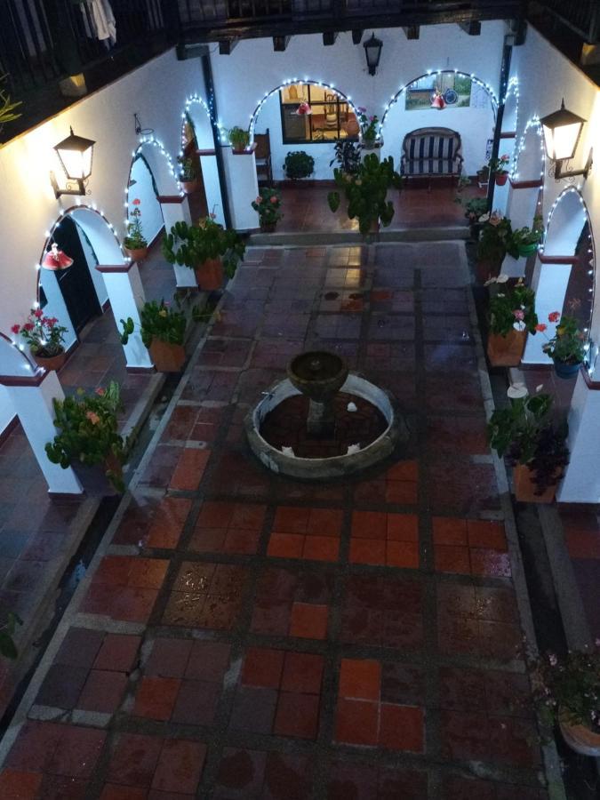 Hospederia La Roca Plaza Principal Bed & Breakfast Boyaca Exterior photo